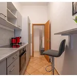 Apartman Zentrales Gemuetliches In Der Suedvorstadt *